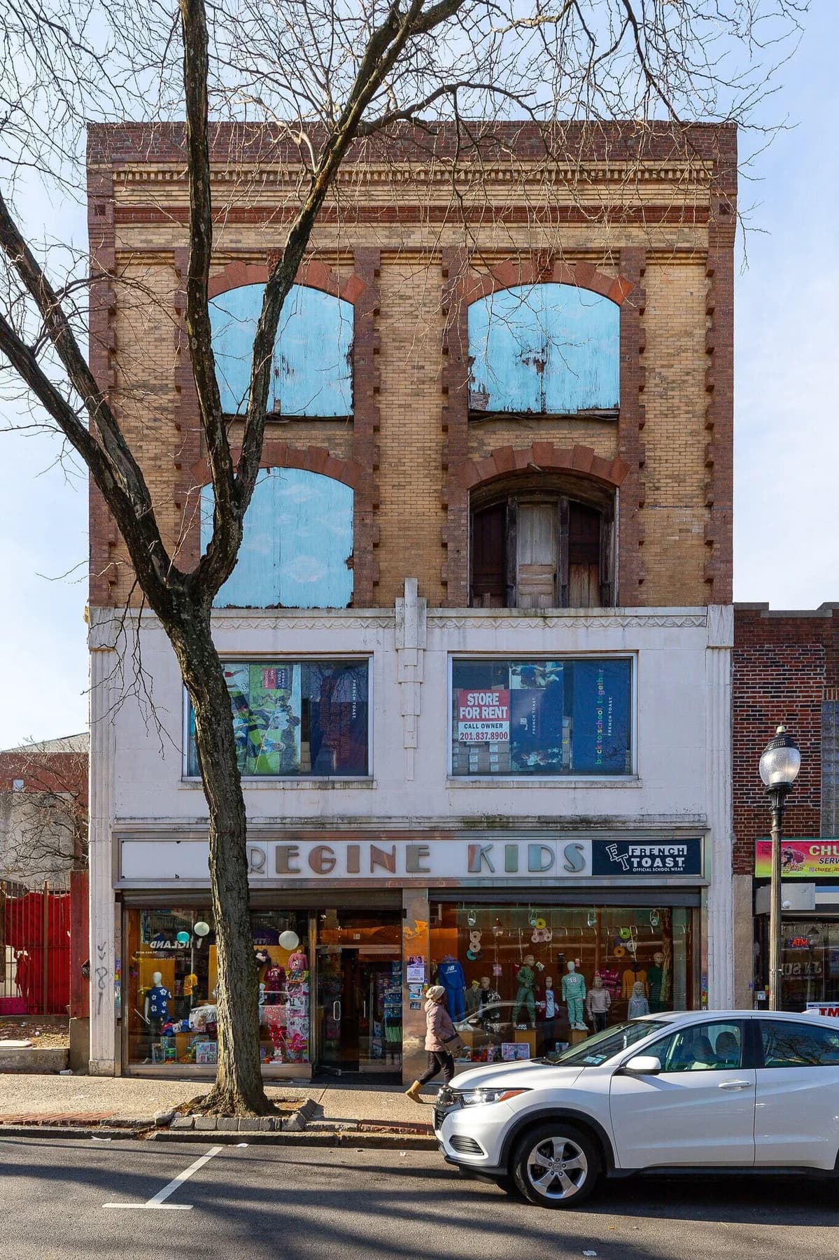 68 S 4th Avenue — Mount Vernon storefront